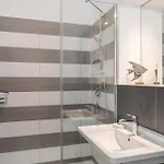 Westside Arthotel 210 Lägenhet 4*