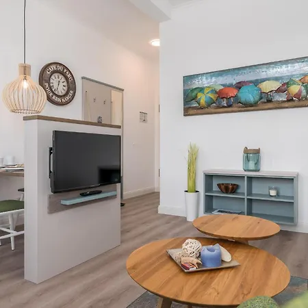 Appartamento Westside Arthotel 210
